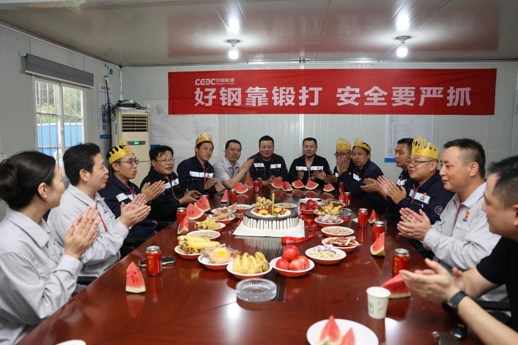 主题教育 · 办实事 | 抓好“要害小事”  办成“暖心实事”-凯发一触即发